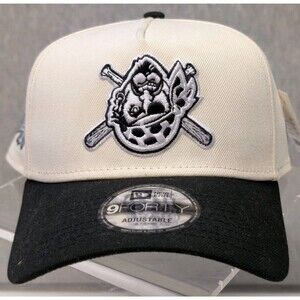 Pittsburgh Pirates Chrome Black Upside Down Logo New Era 9FORTY A-Frame Snapback